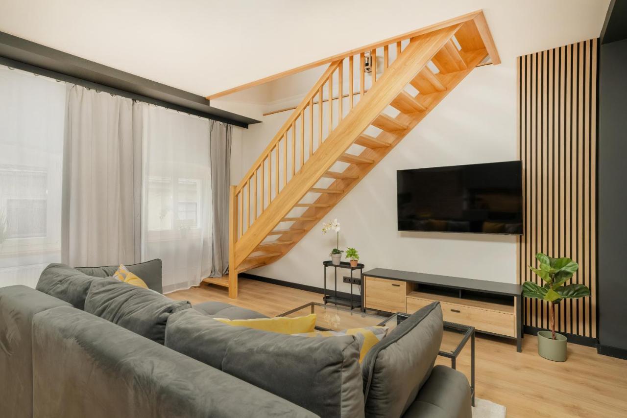 Komeda Apartment Hidden In Poznan Old Town By Noclegi Renters Екстер'єр фото