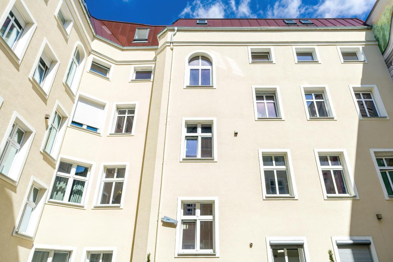 Komeda Apartment Hidden In Poznan Old Town By Noclegi Renters Екстер'єр фото